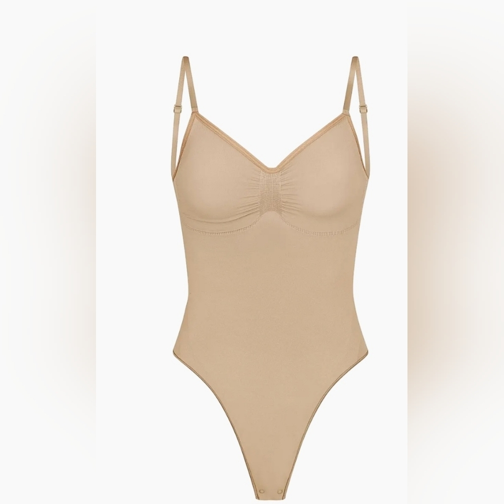 SALE SKIMS Thong Bodysuit - 2X, 3X - Picture 2 of 4